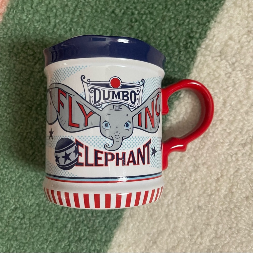 🐘 Disney Parks Dumbo the Flying Elephant Medici Bros Circus Coffee Tea Mug